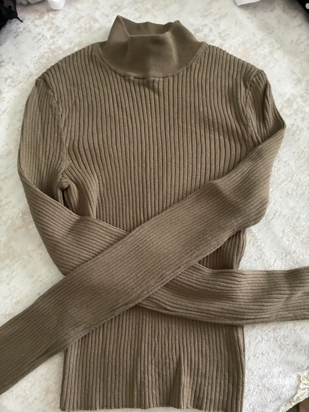House of Harlow 1960 Olive Taupe Ribbed Knit Top